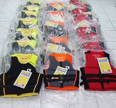 ขายเสื้อชูชีพของใหม่ สวยๆๆใส่เข้ารูปลอยน้ำดี