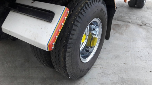 พ่วง 18 ล้อ ISUZU คัตซีจัมโบ้ เครื่อง 195 เทอร์โบ 230 แรง กระบะมิเนียม - ดั้ม อู่ เอสเอ เทรนเลอร์ แม่ปี46 - ลูกปี 56 ยางสวย