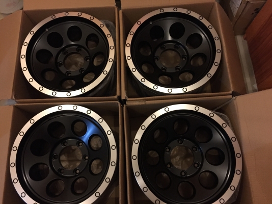 ล้อแม็ก หยดน้ำ ขอบ16 ขนาด 6 รู หน้า 8.5 ของใหม่แกะกล่อง ครบชุด 4 วง 9500