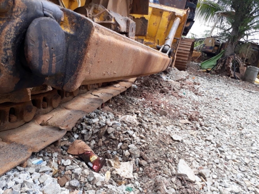 ขายแทรกเตอร์ D 5 D โซ่สวยช่วงล่างดี สภาพพร้อมใช้งาน สนใจ 0994537258