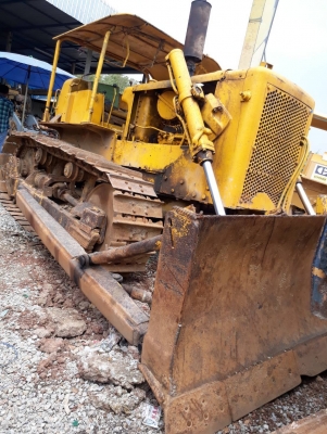 ขายแทรกเตอร์ D 5 D โซ่สวยช่วงล่างดี สภาพพร้อมใช้งาน สนใจ 0994537258