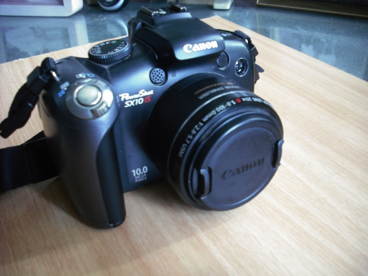 กล้องCanon รุ่น sx 10 is powershot zoom out 100