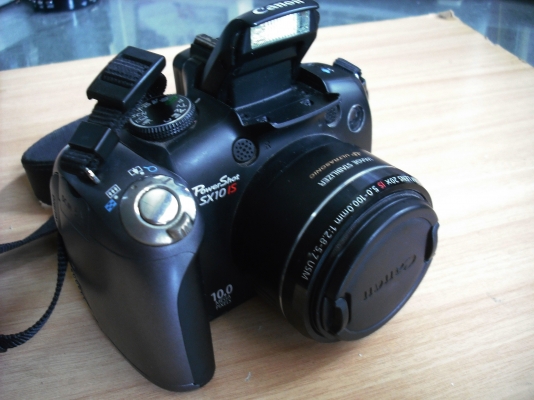 กล้องCanon รุ่น sx 10 is powershot zoom out 100
