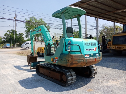 ขาย รถขุด YANMAR B37-2A นำเข้าจากญี่ปุ่น โทร.090-986-2521 อ๊อบ