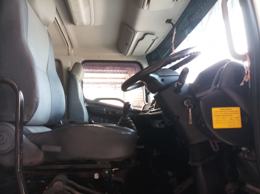 ขายครับ hino 344แรงม้า ปี57megaตัวสุดท้ายรถสวยจัดพร้อมใช้งาน  บรรทุกของได้31.5ตันโทร089-7088772หรือ099-1425353