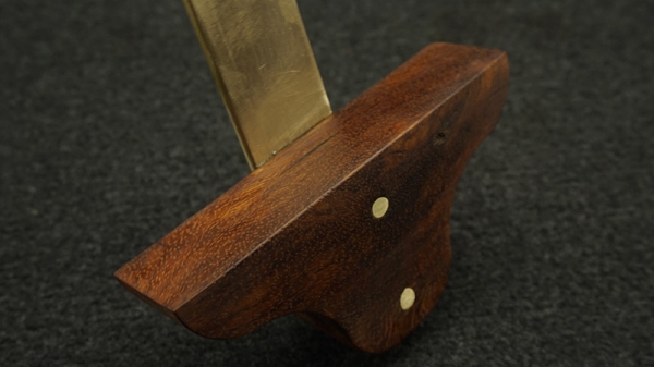 ไม้ทีทองเหลือง ปุ่มมะค่า ไม้ทีทองเหลือง ปุ่มมะค่า