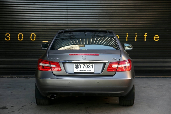 ขาย Benz E200 Coupe ปี 2011 หลังคาแก้ว