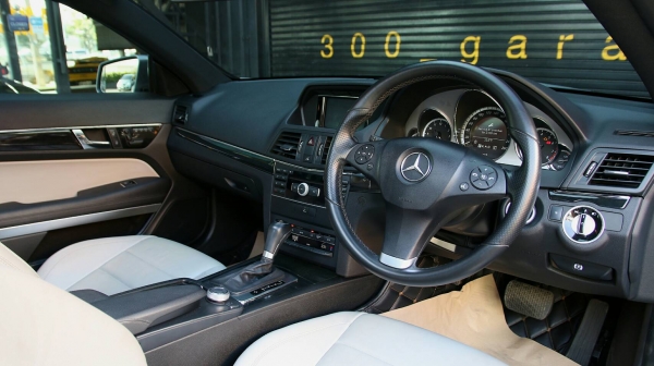 ขาย Benz E200 Coupe ปี 2011 หลังคาแก้ว