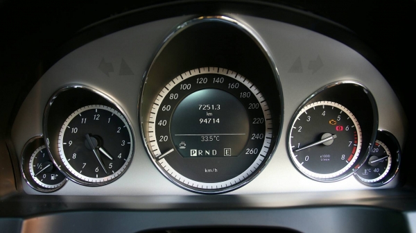 ขาย Benz E200 Coupe ปี 2011 หลังคาแก้ว