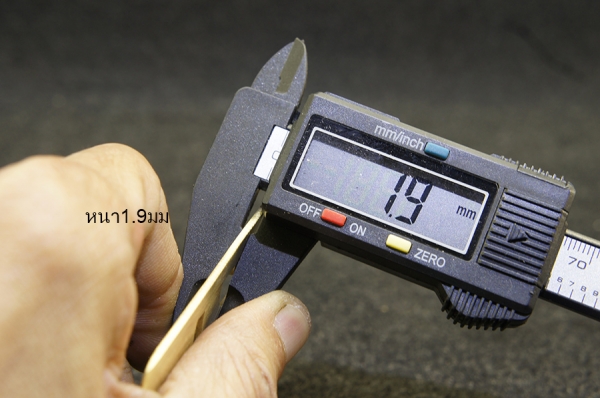 ไม้บรรทัดครึ่งวงกลม 180 องศา ทำจากทองเหลือง