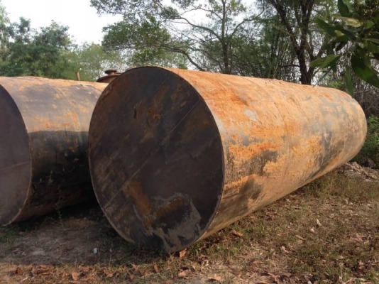 มี 7 ถัง ถังละ 98,000 บาท ถังน้ำมันขนาด 20,000 ลิตร  ยาว 6.2 เมตร สูง 2.1 เมตร  (เพิ่งเอาขึ้นมาจากพื้นดิน ปั้ม ปตท .สกลนคร)   สินค้า อยู่ จ.สกลนคร โทร 0610710295