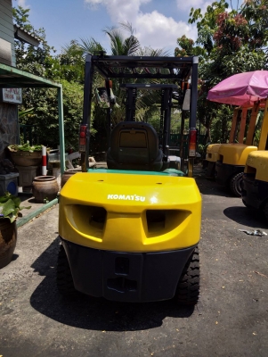 +++ ขายรถโฟล์คลิฟท์ KOMATSU FD30-16 ขนาด 3 ตัน เครื่องยนต์ดีเซล เสา 3 เมตร เกียร์ธรรมดา ยางตันครับ +++ ขายรถโฟล์คลิฟท์ KOMATSU FD30-16 ขนาด 3 ตัน เครื่องยนต์ดีเซล เสา 3 เมตร เกียร์ธรรมดา ยางตันครับ