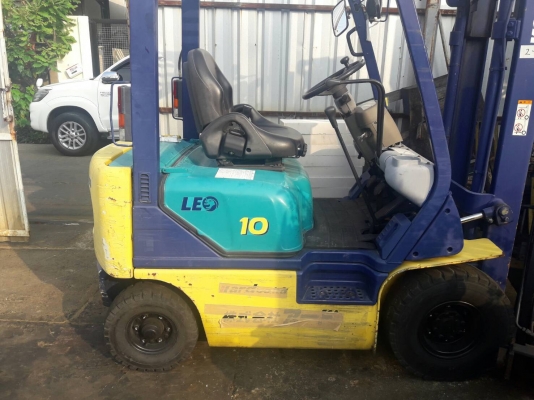 +++ ขายโฟล์คลิฟท์  KOMATSU FG15  ขนาด  1.5  ตัน  เครื่องยนต์เบนซิน  เสา  3  เมตร  เกียร์ธรรมดา