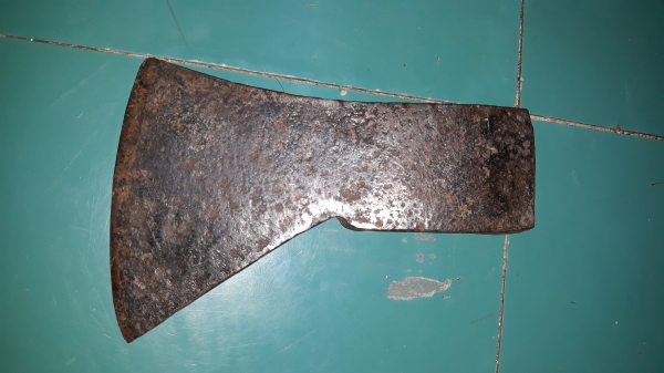 ขายหัวขวานเก่าทรงสวยหน้ากว้าง