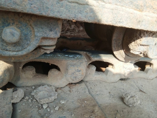 ขาย แบคโฮค KOMATSU PC200-3 เอกสารใบซื้อขาย รถใช้งานอยู่ เครื่องดี ช่วงล่างเต็ม