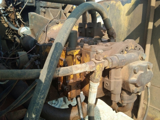 ขาย แบคโฮค KOMATSU PC200-3 เอกสารใบซื้อขาย รถใช้งานอยู่ เครื่องดี ช่วงล่างเต็ม