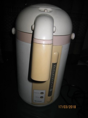 กระติกน้ำร้อนไฟฟ้า ยี่ห้อ SHARP