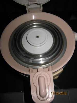 กระติกน้ำร้อนไฟฟ้า ยี่ห้อ SHARP