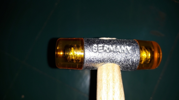 ขายค้อนพลาสติกแข็ง MADE IN  GERMANY.