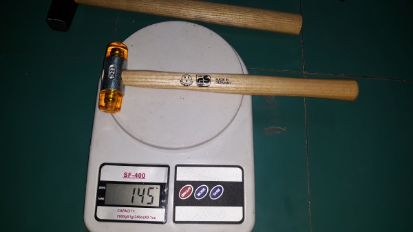 ขายค้อนพลาสติกแข็ง MADE IN  GERMANY.