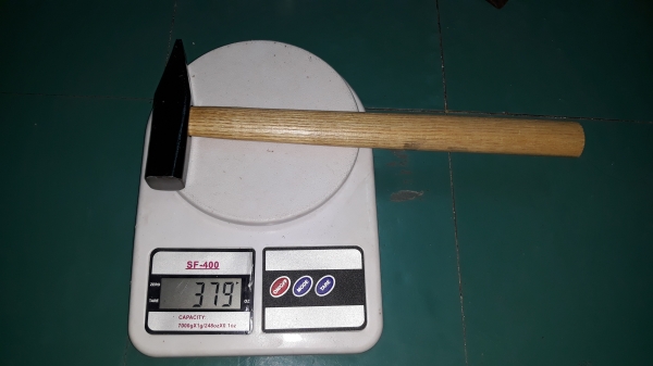 ขายค้อนตีกิ๊ปขนาด300กรัม GDR.  MADE IN GERMANY.ใหม่เก่าเก็บ