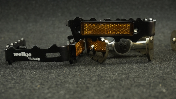 บันไดจักรยาน ทองเหลือง