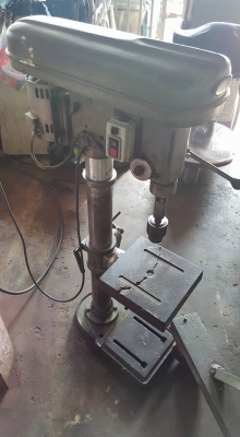 ขายครับขายแท่นเจาะสว่าน king รุ่นเปลี่ยนเรียวได้ mos taper no.2 มอเตอร์ mitsu 1/3 hp. ไฟ 1p 220v สภาพดี พร้อมใช้ นิ่งๆ แน่นๆ 6500 บาท 0814583376 ช่างเอก ปทุม