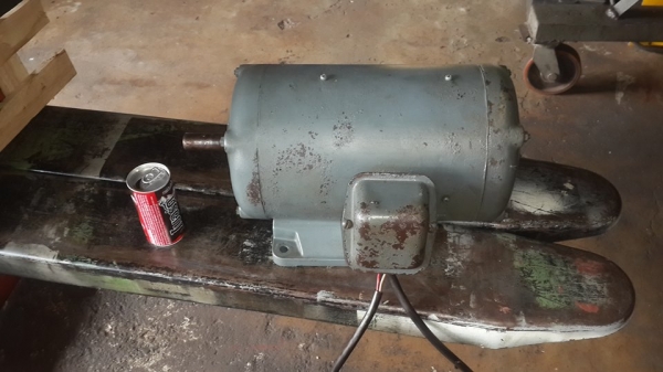 ขายครับขาย มอเตอร์ 2 speed 1400/2800 rpm ขนาด 2hp ไฟ 380V ใช้งานได้ปกติ 0814583376 ช่างเอก ปทุม