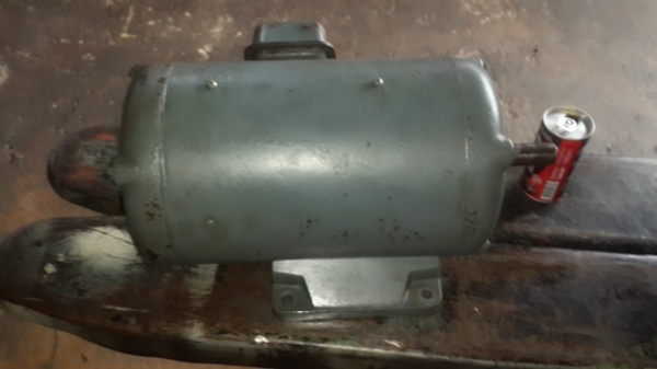 ขายครับขาย มอเตอร์ 2 speed 1400/2800 rpm ขนาด 2hp ไฟ 380V ใช้งานได้ปกติ 0814583376 ช่างเอก ปทุม