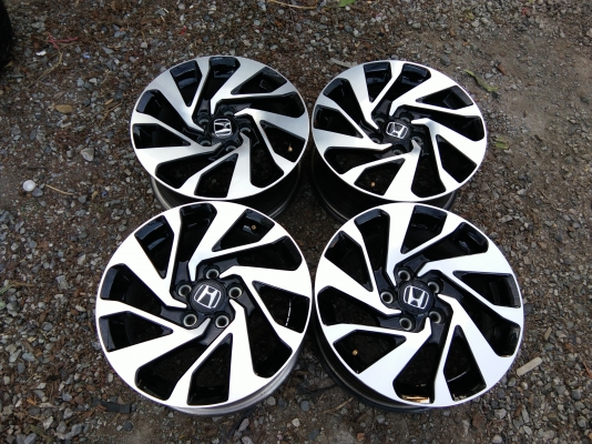 ขายแม็กถอดป้ายแดง Honda civic ขอบ16 สวยใสไร้ตำหนิ ชุดละ 6500 บาท