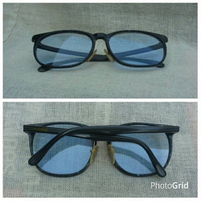 แว่นตาผู้ดีอังกฤษ ยุค '90s โมเดลคลาสสิค 'สี่เหลี่ยม - มน' Vintage CAMBRIDGE handmade แว่นตาผู้ดีอังกฤษ ยุค '90s โมเดลคลาสสิค 'สี่เหลี่ยม - มน' Vintage CAMBRIDGE handmade