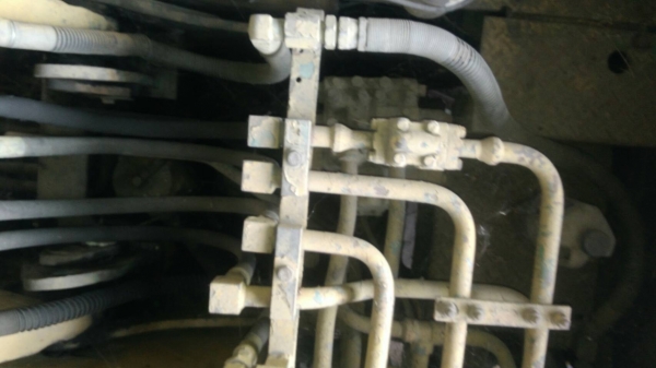 ขายKomatsu Pc100-2พร้อมหัวแย็ก สภาพสวยพร้อมใช้ ติดต่อคุณอ๊อฟ พิจิตร 086-737-9991