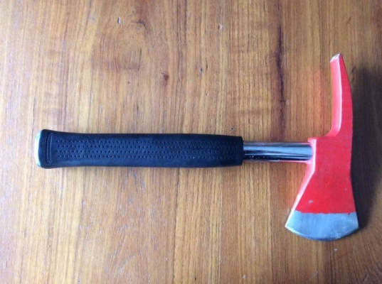 ขายขวานงานเก่าเก็บMADE IN GERMANY.