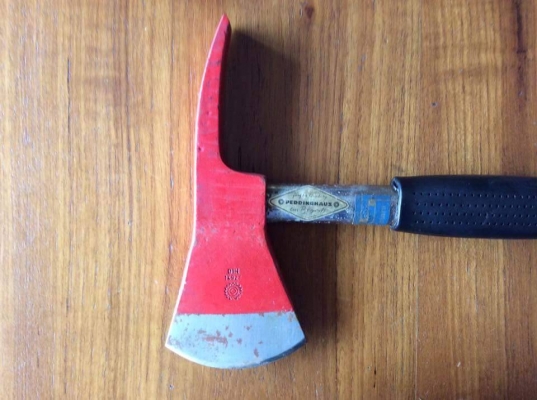 ขายขวานงานเก่าเก็บMADE IN GERMANY.