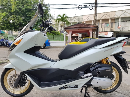 Pcx 150i 2015 รถบ้านแท้ เจ้าของคนเดียว เล่มชุดโอนครบ Pcx 150i 2015 รถบ้านแท้ เจ้าของคนเดียว เล่มชุดโอนครบ