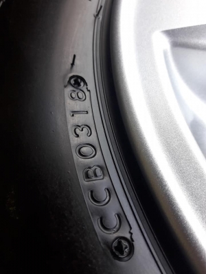 ขายล้อแม็ก triton 15"&times;6" et38 5รู114.3 พร้อมยางปี18 สนใจติดต่อร้าน ก.เจริญการยางครับ 081-3747940