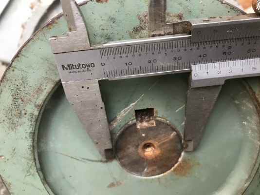 ขายมอเตอร์ไฟฟ้า Mitsubishi 5HP. 6Pole 980rpm. สภาพดี หมุนนิ่ม(ผ่านการซ่อมมาแล้ว) พร้อมใช้งาน ราคา 4,300 บาท