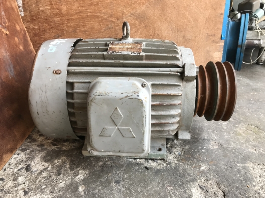 ขายมอเตอร์ไฟฟ้า Mitsubishi 5HP. 6Pole 980rpm. สภาพดี หมุนนิ่ม(ผ่านการซ่อมมาแล้ว) พร้อมใช้งาน ราคา 4,300 บาท