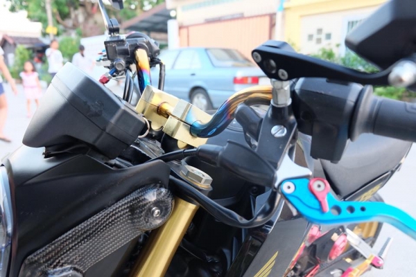 Honda mxs 125 เล่มทะเบียน พร้อมโอน ภาษี61