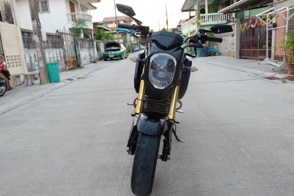 Honda mxs 125 เล่มทะเบียน พร้อมโอน ภาษี61