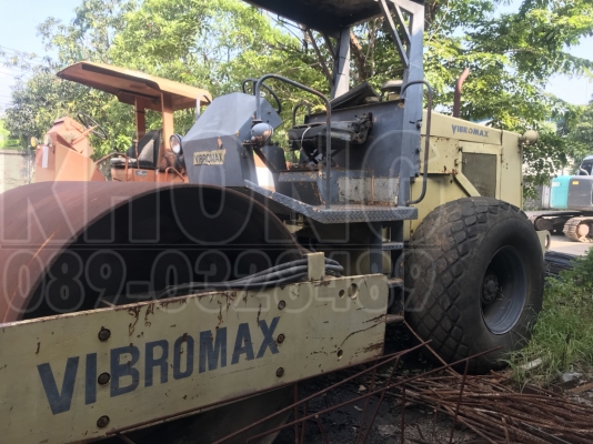 ขายด่วน รถบด 2เพลา สั่นสะเทือน Vibromax มีเล่มทะเบียน เครืองดี ระบบ พร้อมใช้ ขาย 530000 บาท