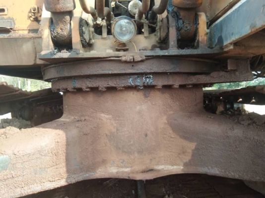 ขาย แม็คโค KOMAT`SU 200-3 สภาพดีใช้ปกติ เครืองเดิม ปั้มดี ช่วงล่างยังแน่น สภาพใช้งานประจำ ขาย 275,000บ.เอกสาร ใบ ชื้อ-ขาย