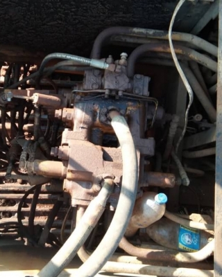 ขาย แม็คโค KOMAT`SU 200-3 สภาพดีใช้ปกติ เครืองเดิม ปั้มดี ช่วงล่างยังแน่น สภาพใช้งานประจำ ขาย 275,000บ.เอกสาร ใบ ชื้อ-ขาย