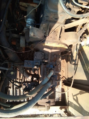 ขาย แม็คโค KOMAT`SU 200-3 สภาพดีใช้ปกติ เครืองเดิม ปั้มดี ช่วงล่างยังแน่น สภาพใช้งานประจำ ขาย 275,000บ.เอกสาร ใบ ชื้อ-ขาย