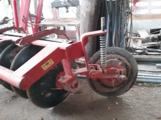 ขาย L3608 ปี 54 พร้อมใบดัน ผานพรวน คราด รถเก็บงานพร้อมใช้เลยครับ เล่มทะเบียน