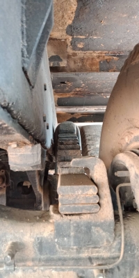 ขายคับช่วงล่างฟูโซ่สองเพลาเบรคใหญ่สันแหลกตรงครบชุดยกแท่น+คานหน้าครบ+แหนบครบชุดราคา