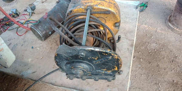 ขายคับชุดวินรถสไลใช้ไฟ24Vเก่ายี่ปุ่นแรงมากเป็นรุ่นมีฟรีล็อกคับสาพสวยพร้อมใช้ราคา18,500สนใจ0876029295ยุบาง