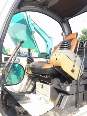 ขายจ้า..KOBELCO SK60-2 มาร์คไฟว์  เก่านอกแท้  เดิมๆๆ  สภาพสวย  5,XXX  ชั่วโมง  มีลายแย๊ก  พร้อมใช้  โทร 089-3818694  ดวงนภา