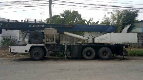 รถเครนทานาโด้ TL 201.ปั้ม 3 ตอน 20 ตันเล่มทะเบียน ราคา 1,700,000 รถกทม.