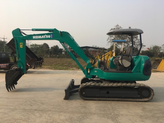 KOMATSU รุ่น: PC40R-8